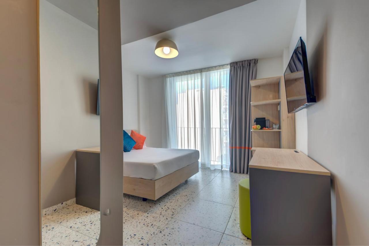 Quadro Hotel, Trademark Collection By Wyndham San Ġiljan Buitenkant foto