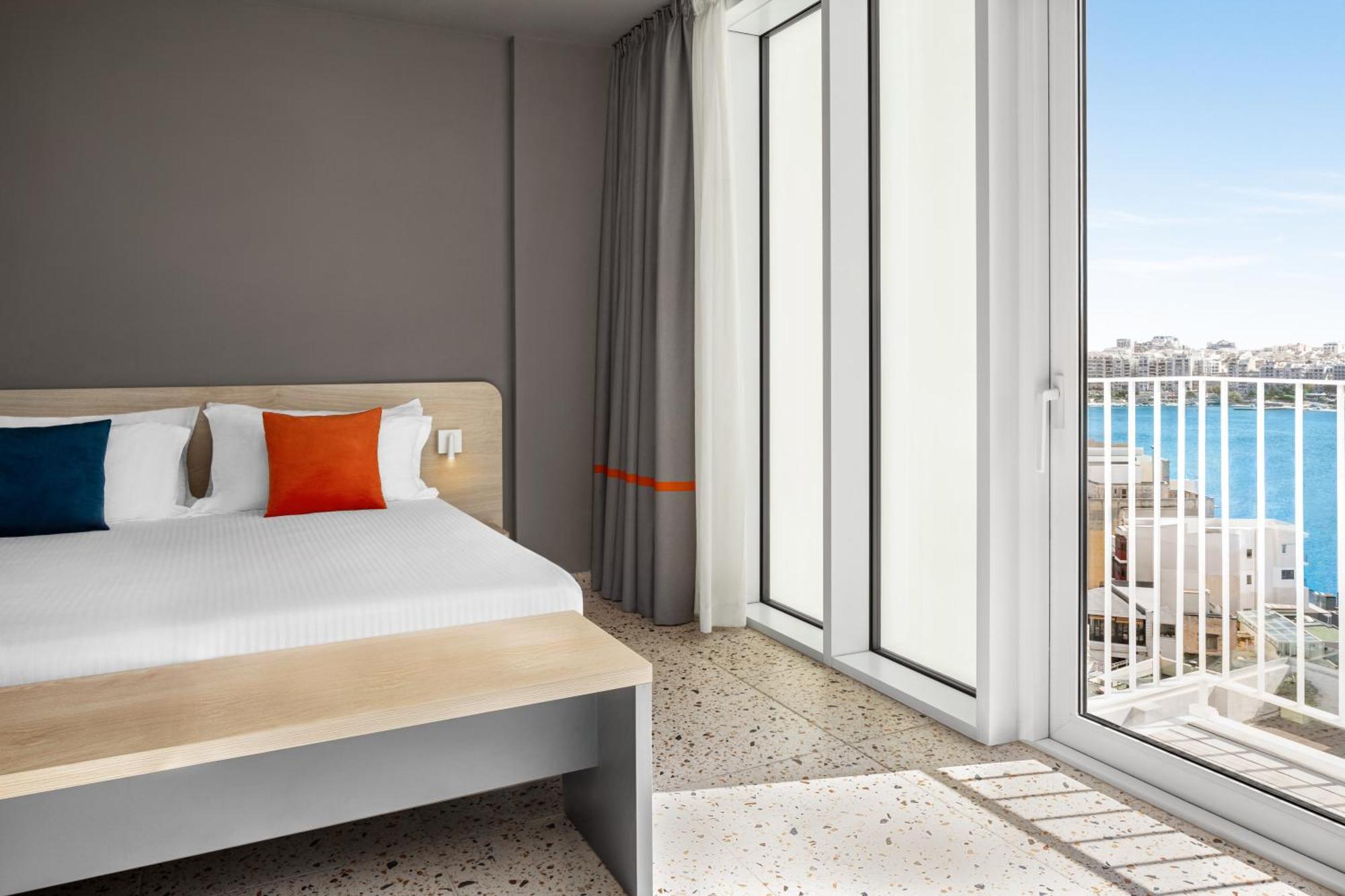 Quadro Hotel, Trademark Collection By Wyndham San Ġiljan Buitenkant foto