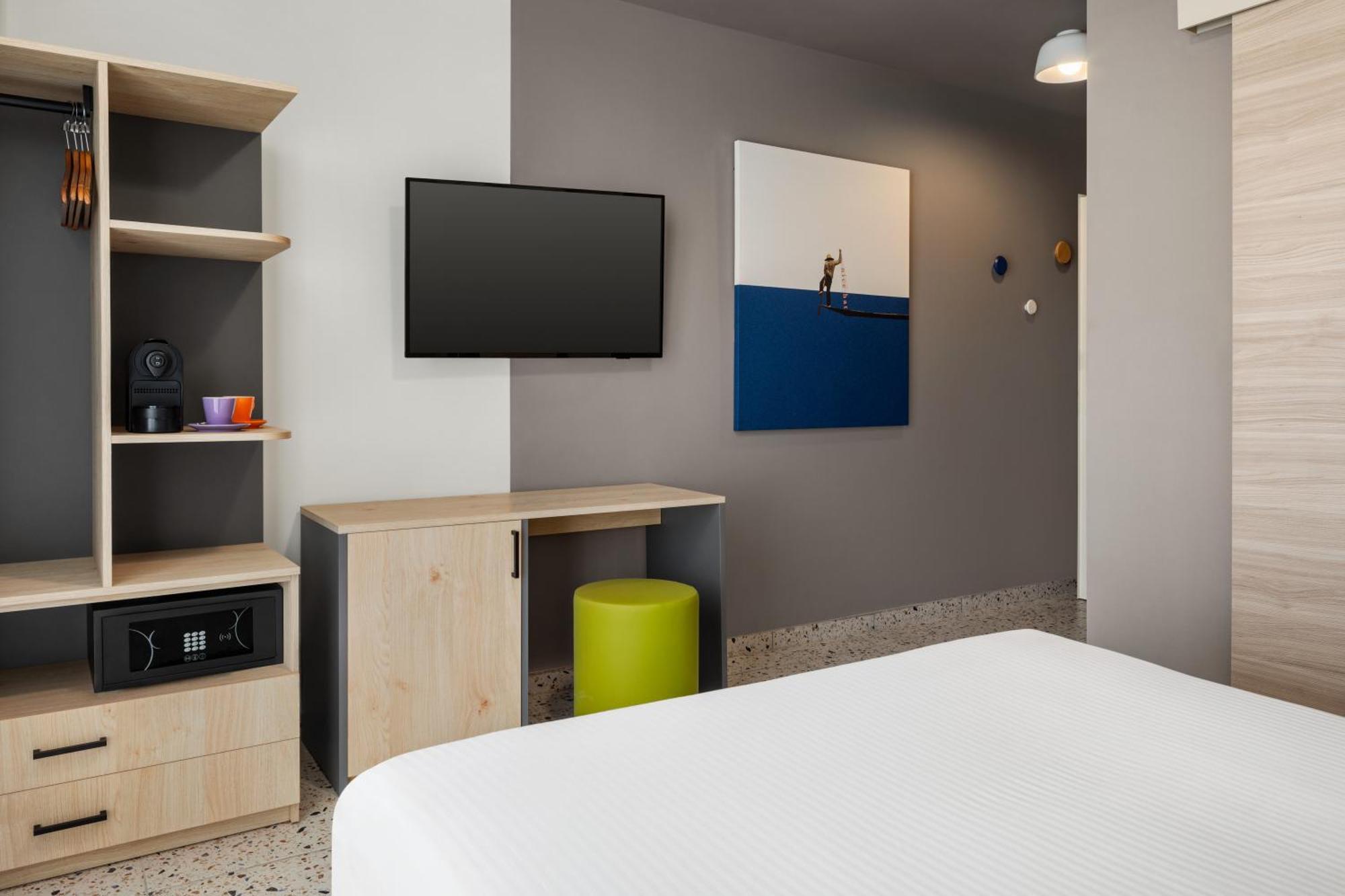 Quadro Hotel, Trademark Collection By Wyndham San Ġiljan Buitenkant foto
