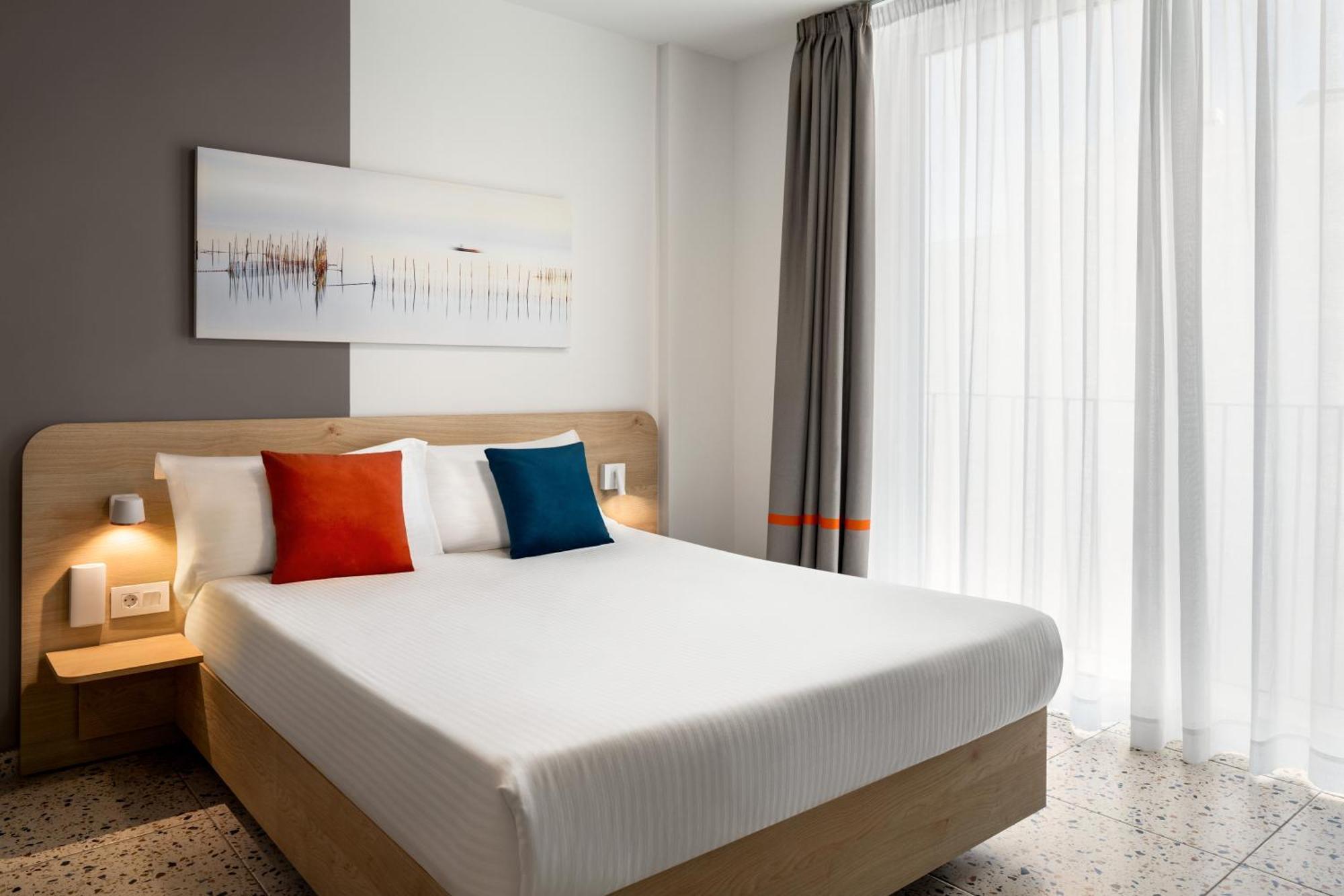 Quadro Hotel, Trademark Collection By Wyndham San Ġiljan Buitenkant foto