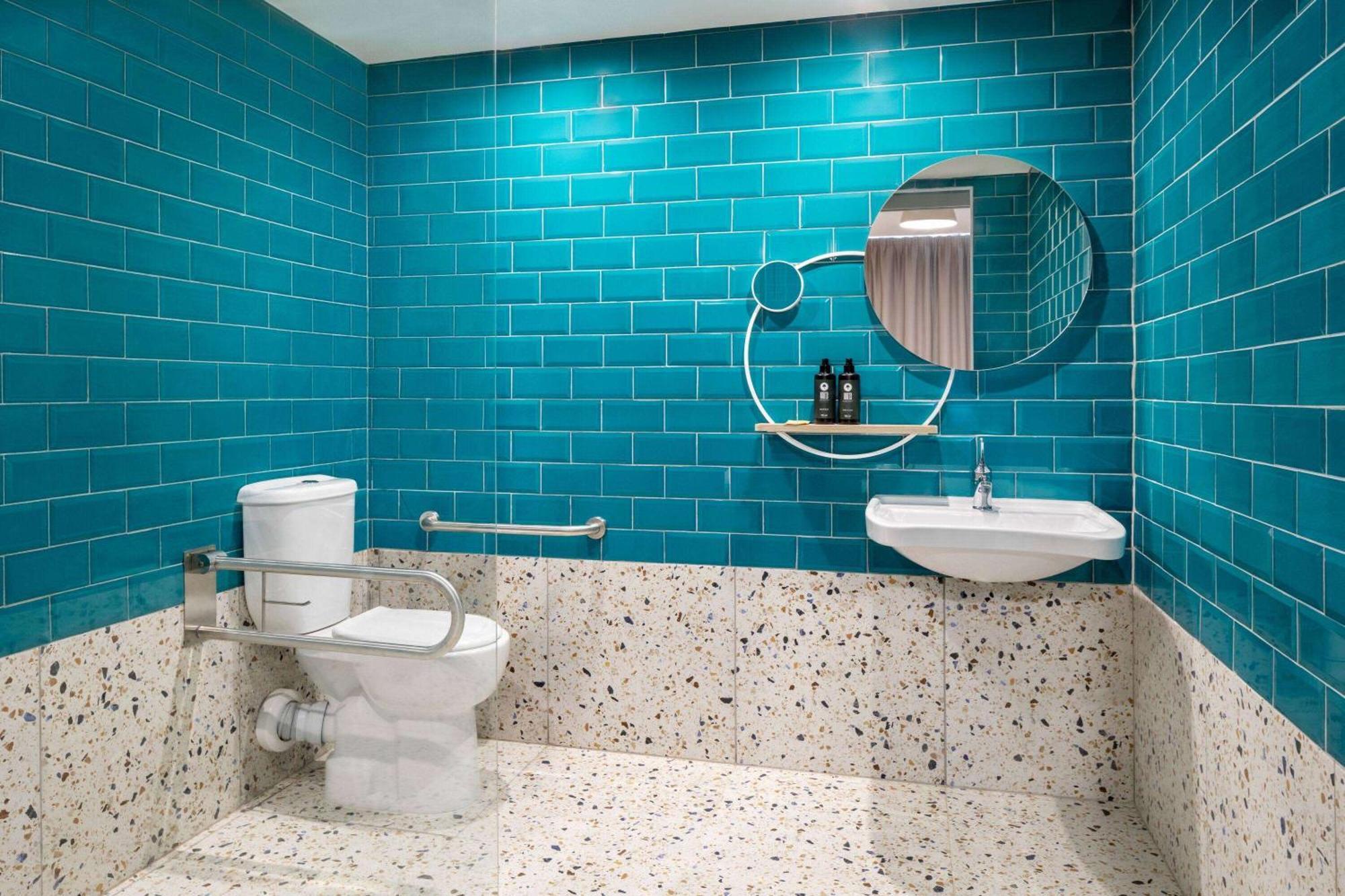 Quadro Hotel, Trademark Collection By Wyndham San Ġiljan Buitenkant foto