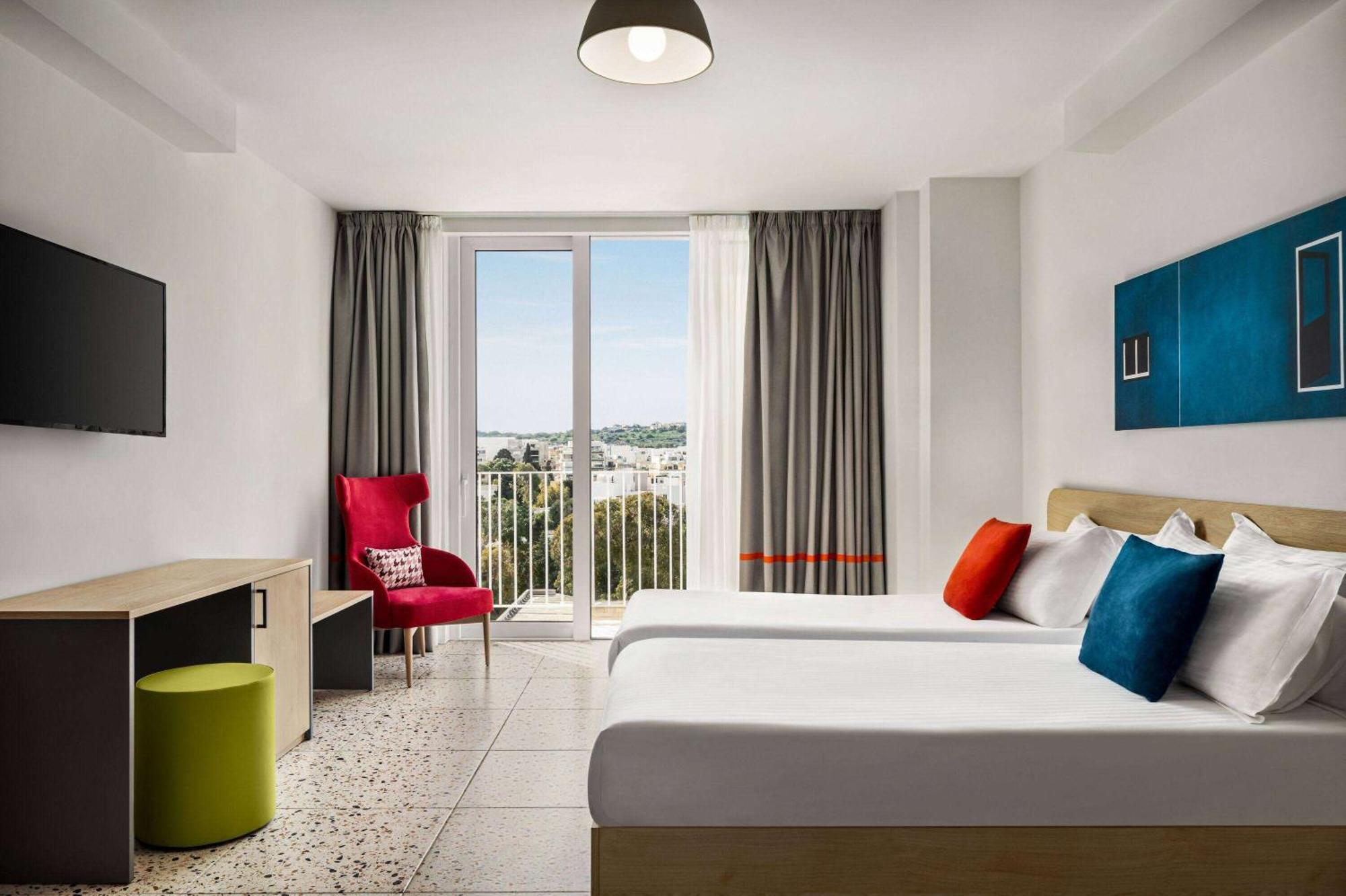 Quadro Hotel, Trademark Collection By Wyndham San Ġiljan Buitenkant foto